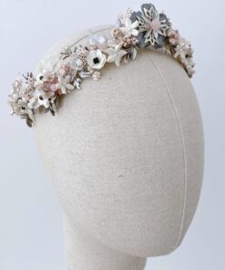 Tiara de porcelana y metálica para novia Hanne