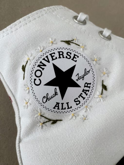 Converse personalizadas words bordadas para novia