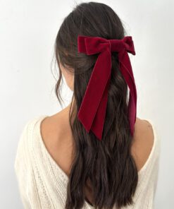 Lazo de terciopelo doble de color burdeos hecho a mano en Valencia. Melissa