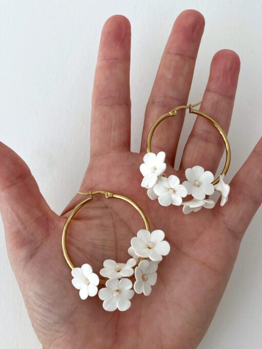 Pendientes de porcelana olympia, hechos a mano para novia.