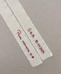 Cinta de algodón con texto personalizado para ramo de novia.